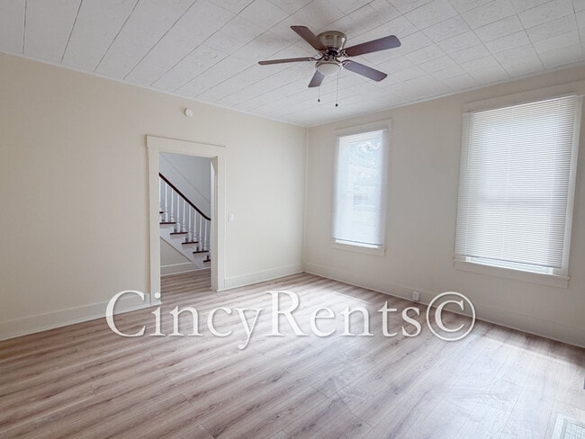 1216 Regent Ave