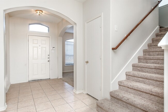 Photo - 6103 Menor Crest Dr