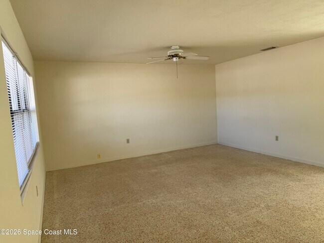 Photo - 21 Rosevere Way