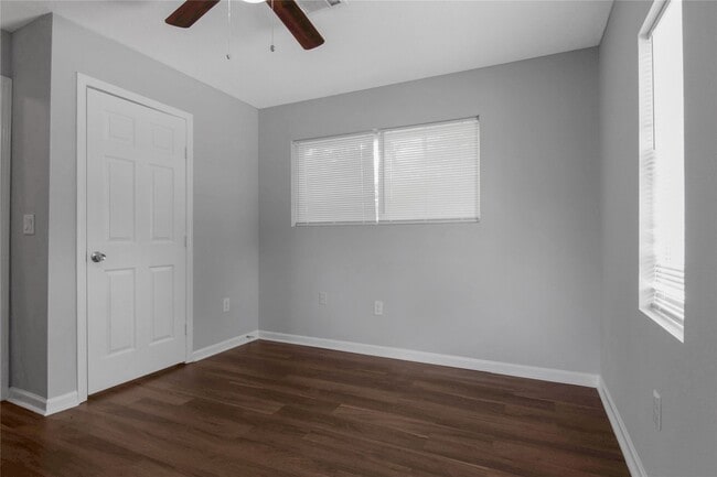 Photo - 3621 Mainer St