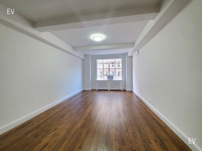 Photo - 20 Fifth Ave-9D Unit 9D