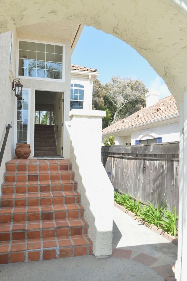 37 Port Royale Rd