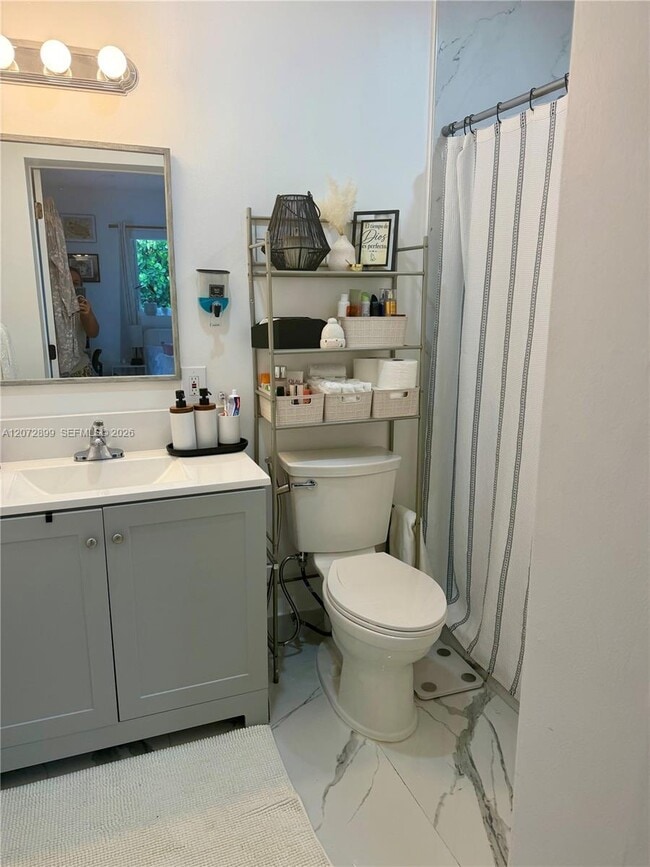 Photo - 11821 SW 187th Terrace Unidad B