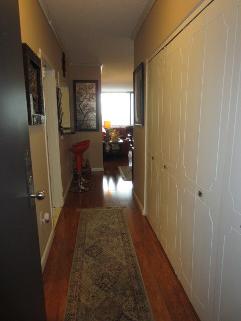 Entry Hallway - 45 River Dr S Unit 1512