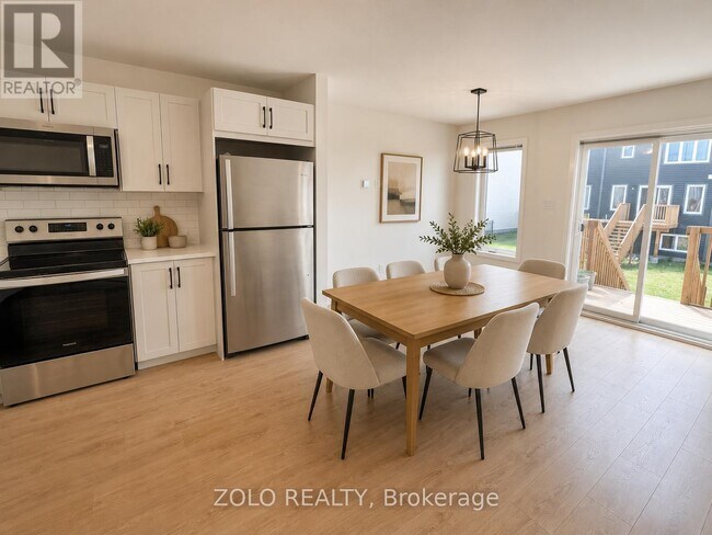 Photo - 67 Whitcomb Cres