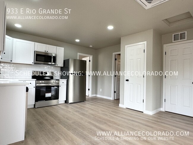 Photo - 933 E Rio Grande St