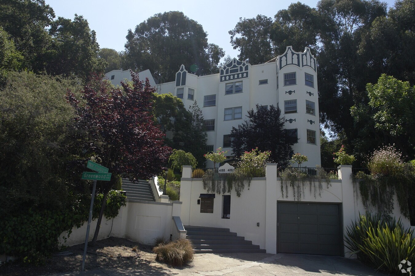 Photo - 4182-4188 Greenwood Ave