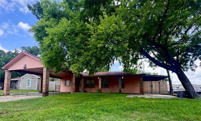 Building Photo - 6602 Clemson St Rental