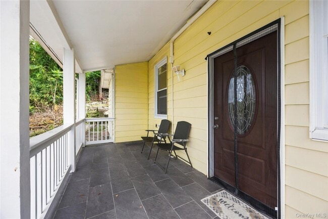 Photo - 3404 Mohegan Ave