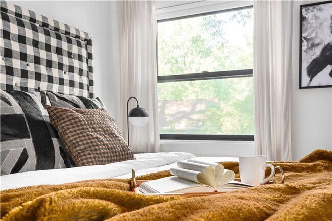 Photo - 119 Ashland Dr NE