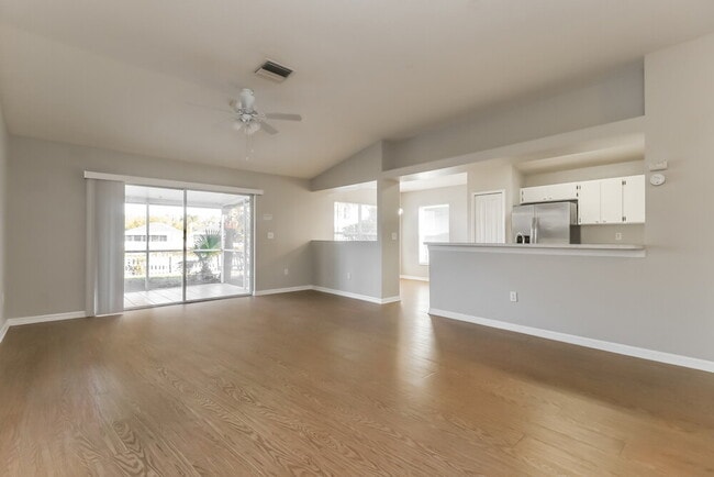 Photo - 29429 Crossland Dr