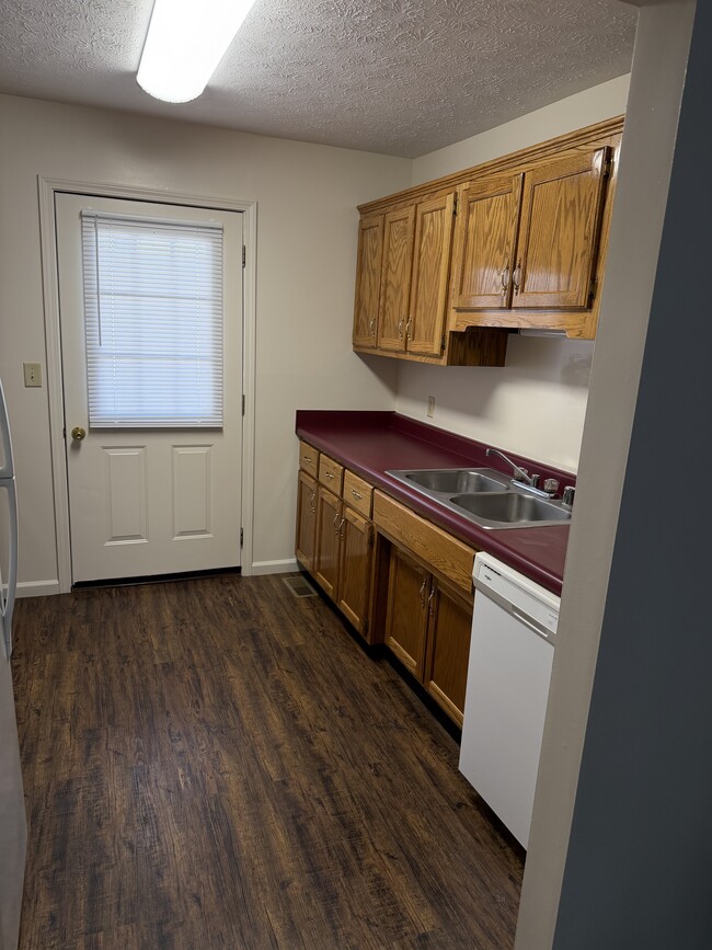 28 Blevins Mayfield Rd Unit 2