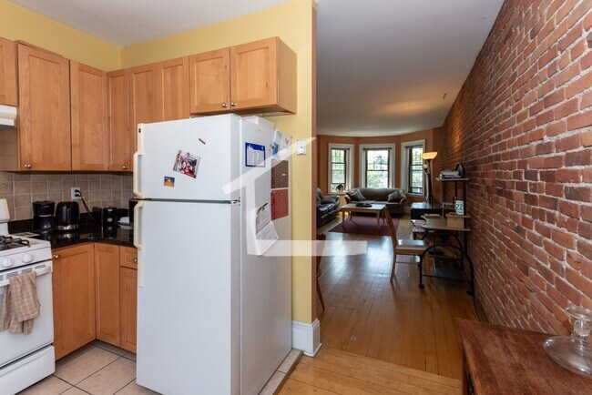 Photo - 1169 Commonwealth Ave