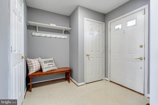 Building Photo - 615 Lucky Leaf Cir Rental