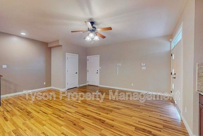 Photo - 1667 Domino Dr SE