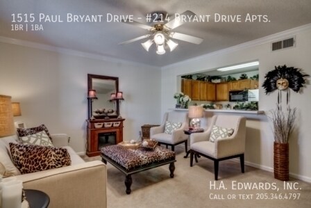 Photo - 1515 Paul W Bryant Dr