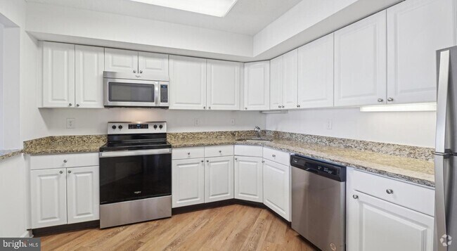 Building Photo - 450 N 18th St Unit 1B-0546 Rental