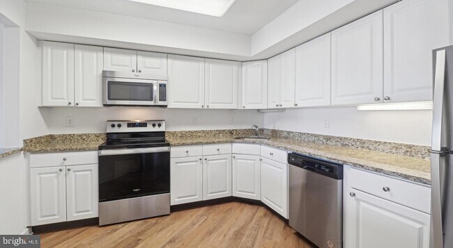 Photo - 450 N 18th St Condo Unit 1B-0546