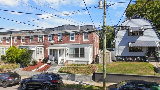 Photo - 366 Remington St