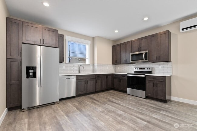 Photo - 2217 DeJong Dr