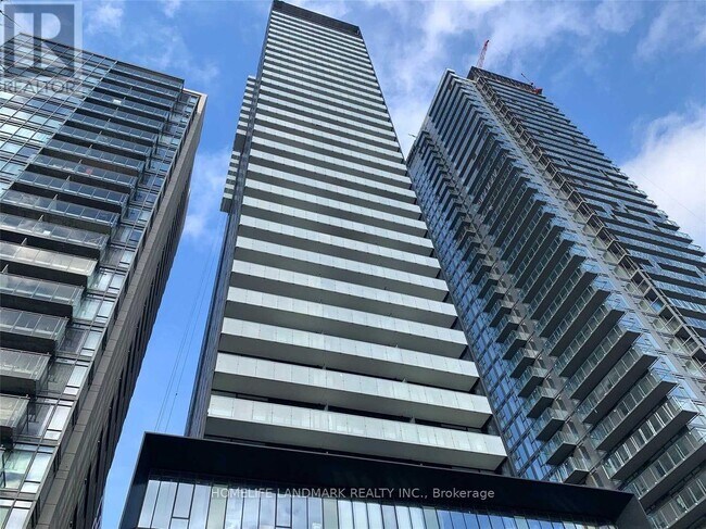 Photo - 28 Wellesley St E Unité 910
