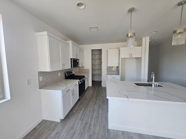 Photo - Imoroved Pricing! Brand New Laughlin Ranch Home