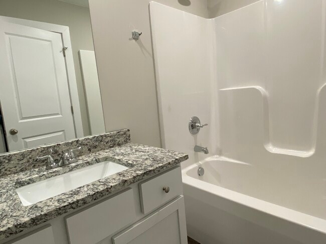 Photo - 592 E Martens Ct