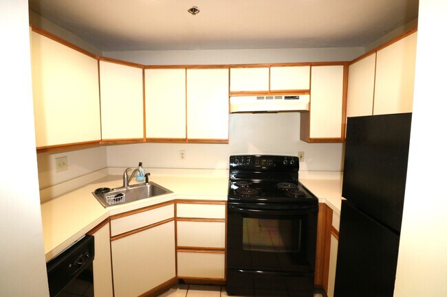 Photo - 44 Elm St Unit #509