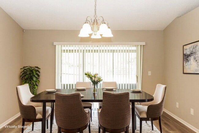 Photo - 1917 Excalibur Dr