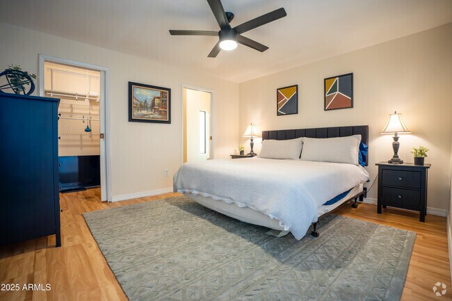 Building Photo - 4950 N Miller Rd Unit 347 Rental