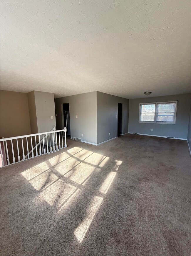 Photo - 388 S Eagle Creek Dr