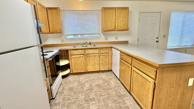 Photo - 801 N Brigger St Unit B