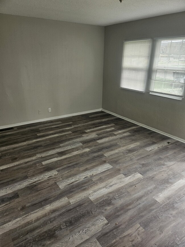 Building Photo - 3148 Keswick Rd