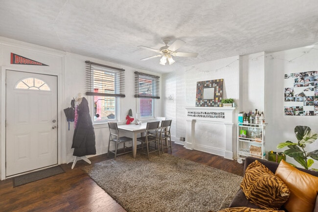 91 S 15th St