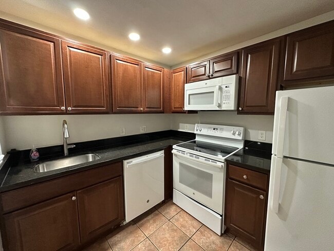 Photo - 32 Annese Rd Unidad 12