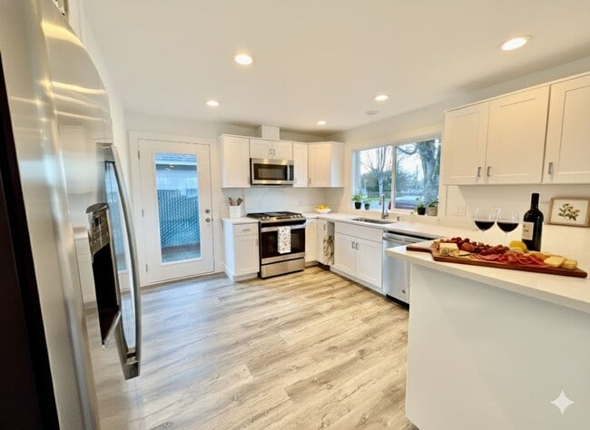 Photo - Modern Luxury Meets Small Town Charm in Your New Gladstone Home!