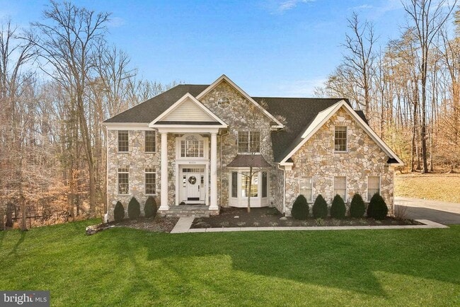 Building Photo - 8138 Rondelay Ln