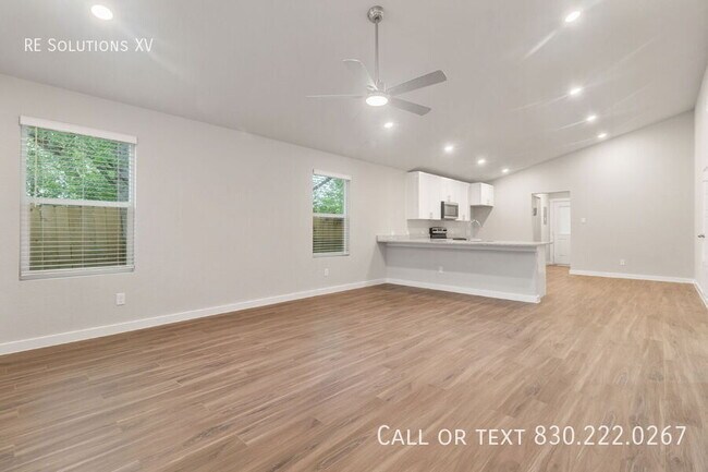 Photo - 5410 Ergill Ln