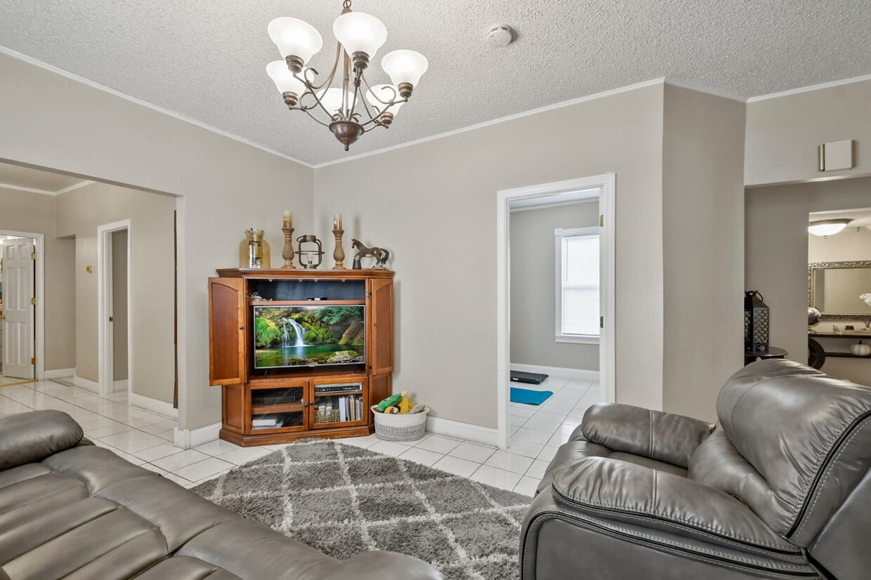Photo - 25 Ware St (Lowell, MA)