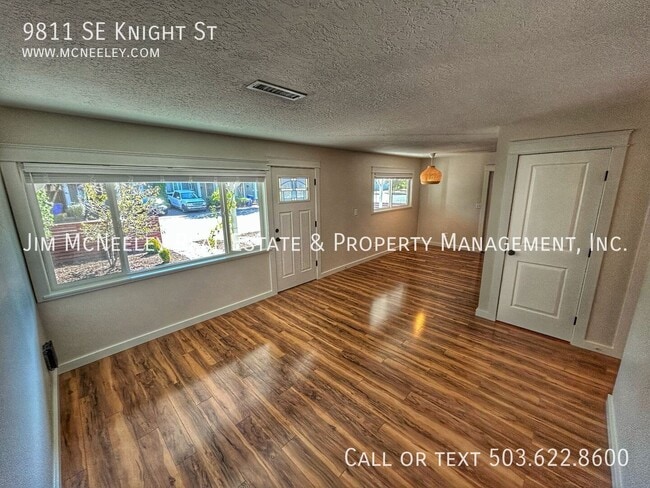 Photo - 9811 SE Knight St