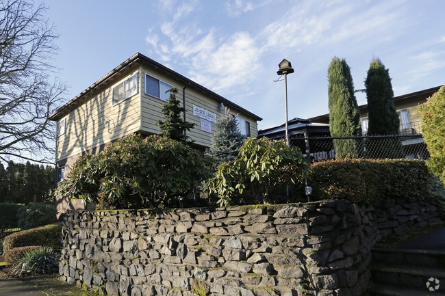 Photo - Jo-Lyn Lanai