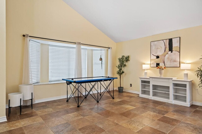 Photo - 2003 Pierce Ct Unidad ID1292558P