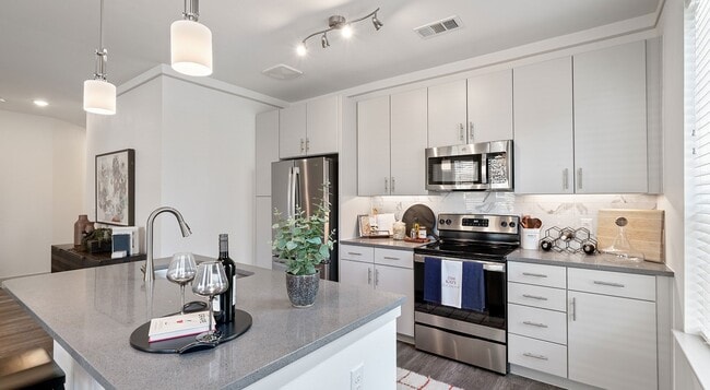 Building Photo - 1700 Katy For Bend Rd Unit 1212 Rental