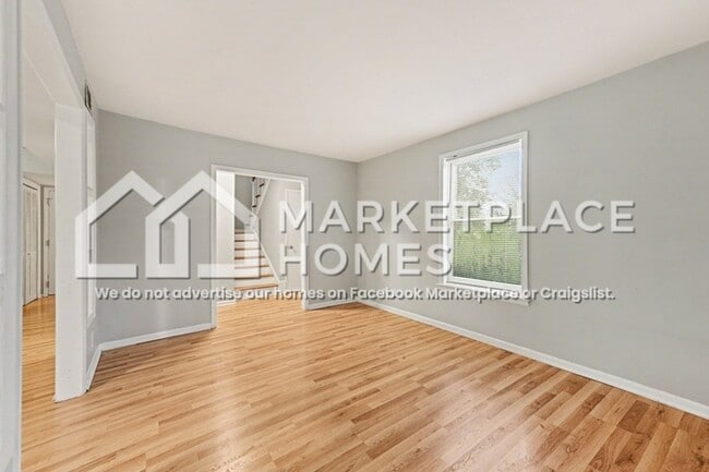 Photo - 427 Whispering Pines Dr