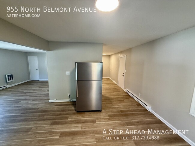 955 N Belmont Ave