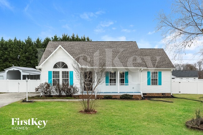Photo - 132 Mary Ln