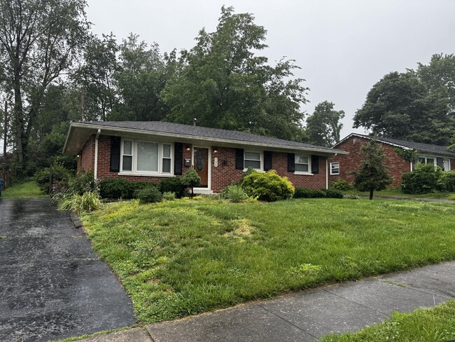 Photo - 136 Tartan Dr House