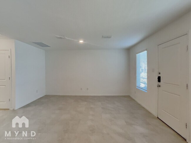 Photo - 8739 Cottage Crk Dr Unidad 53