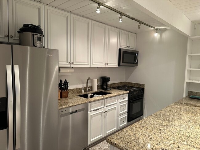 Photo - 901 E Hyman Ave Unidad 970-618-5271