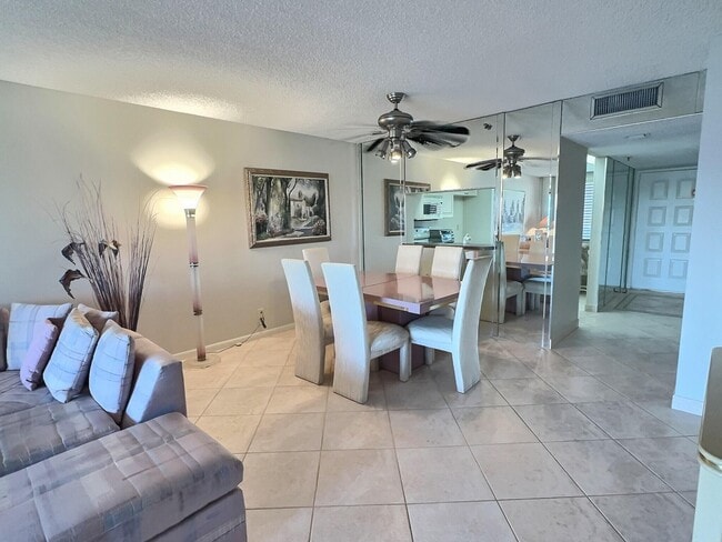 Photo - 14476 Amberly Ln Unit 203